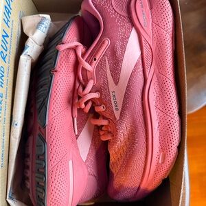 Brooks Ghost Max Women's Running Shoes - faded rose